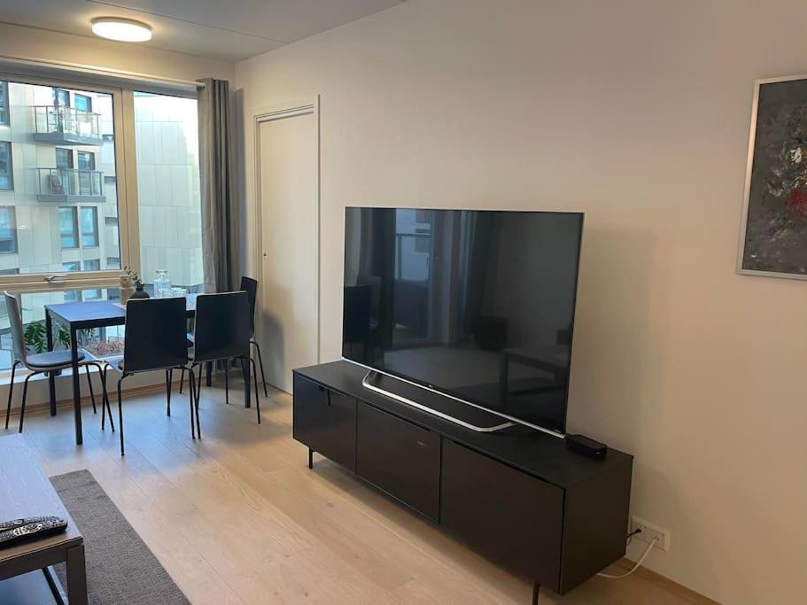 Nydalen/Storo- Ved T-Banestasjon Apartment ออสโล ภายนอก รูปภาพ