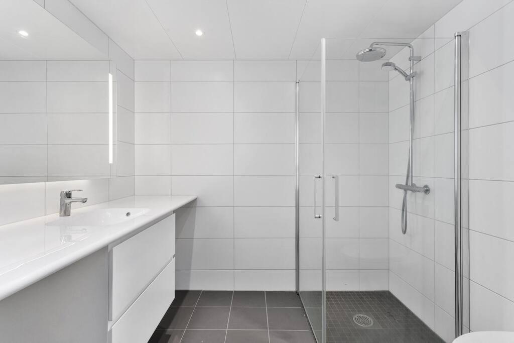 Nydalen/Storo- Ved T-Banestasjon Apartment ออสโล ภายนอก รูปภาพ